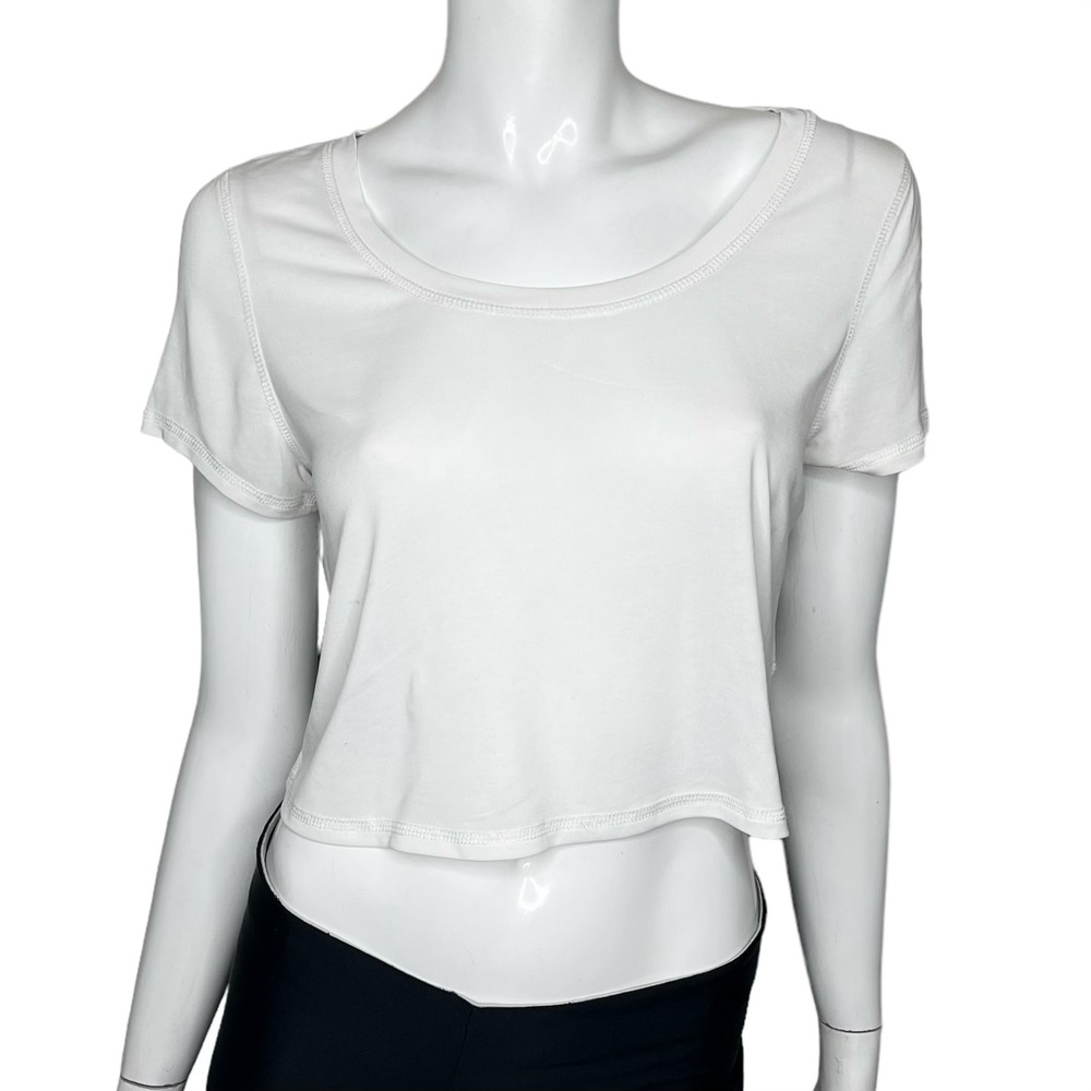 🤑 5/$25 Forever 21 Short Sleeve White Sport Cropped Top Tee
